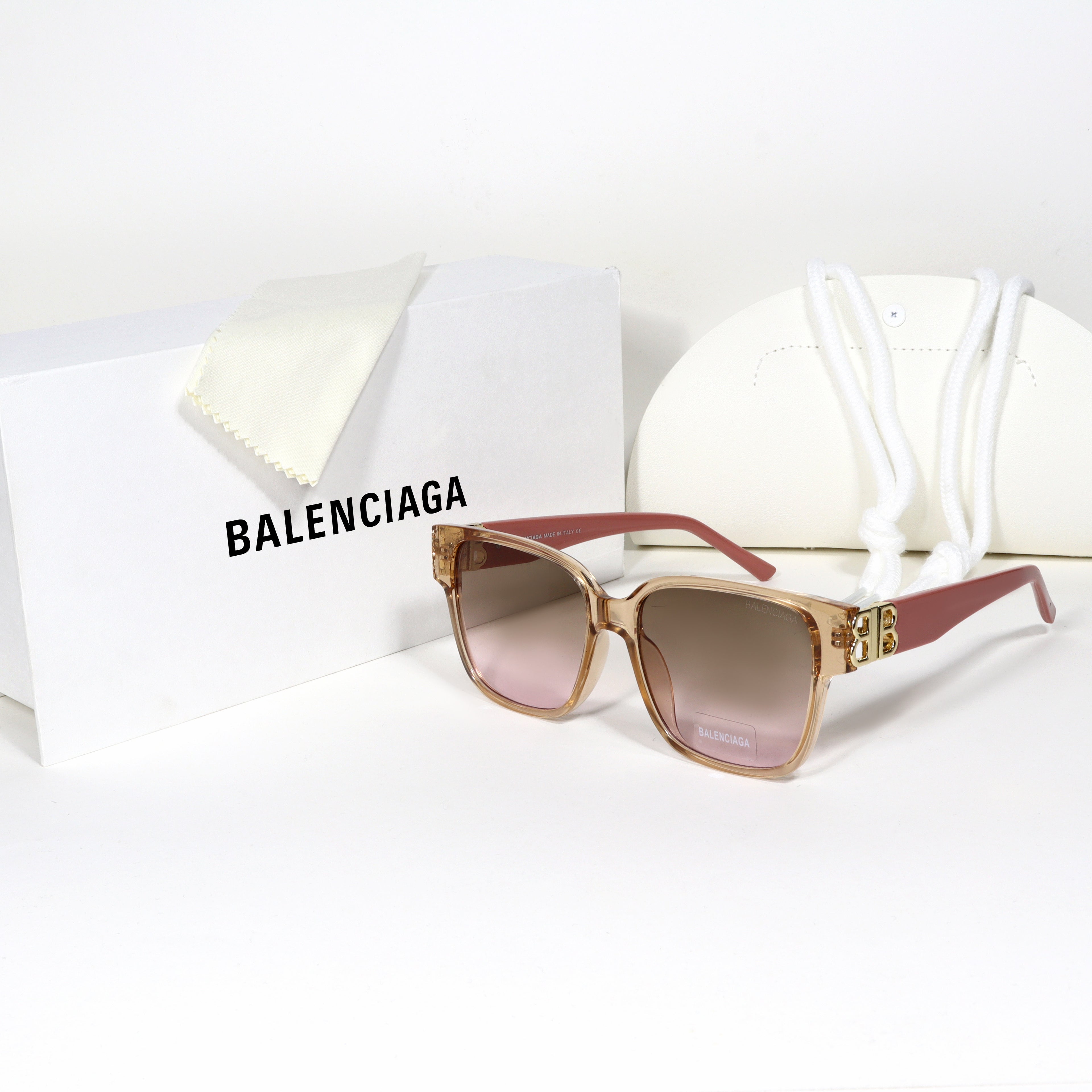 Balenciaga Sunglasses - SNG28