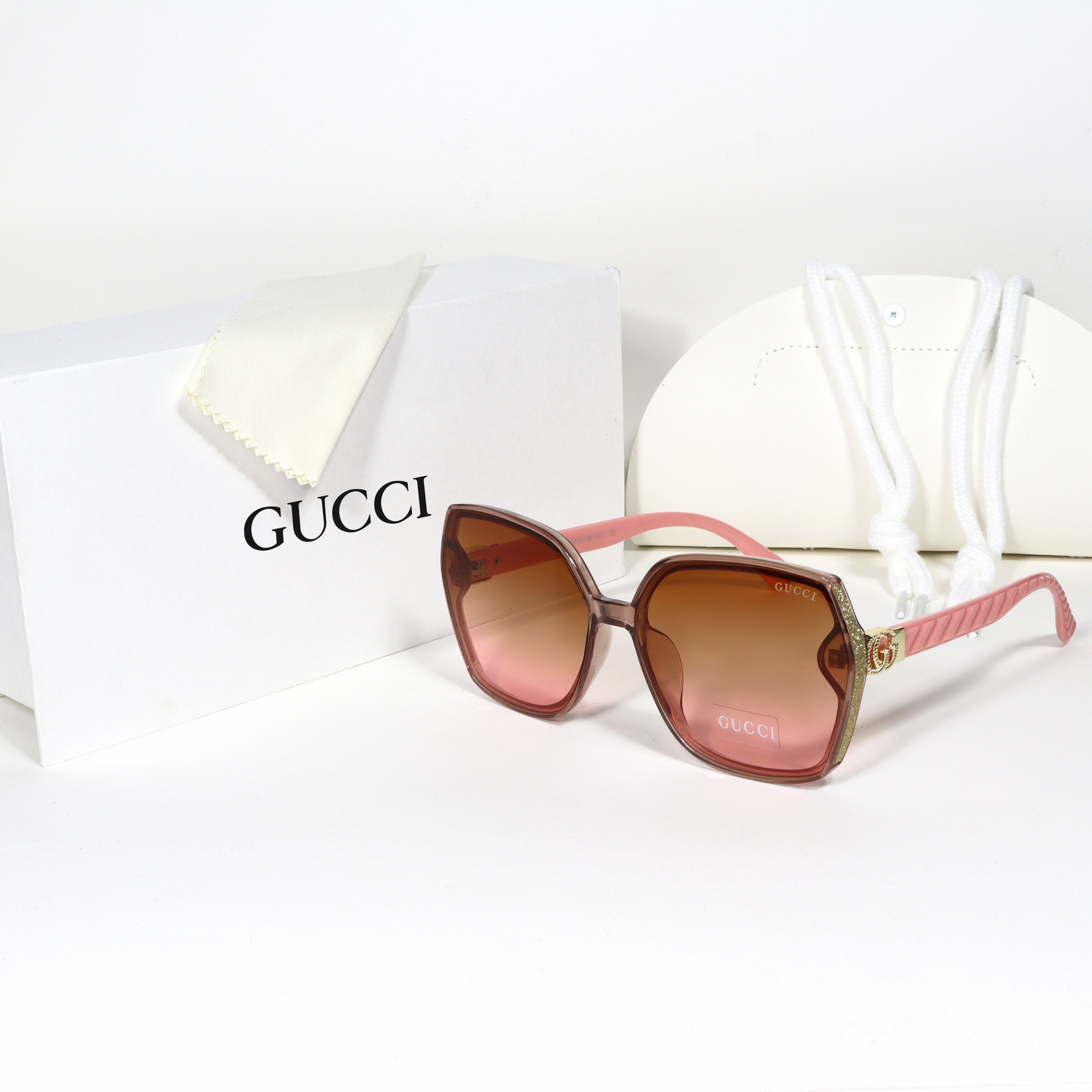 Gucci Sunglasses - SNG04