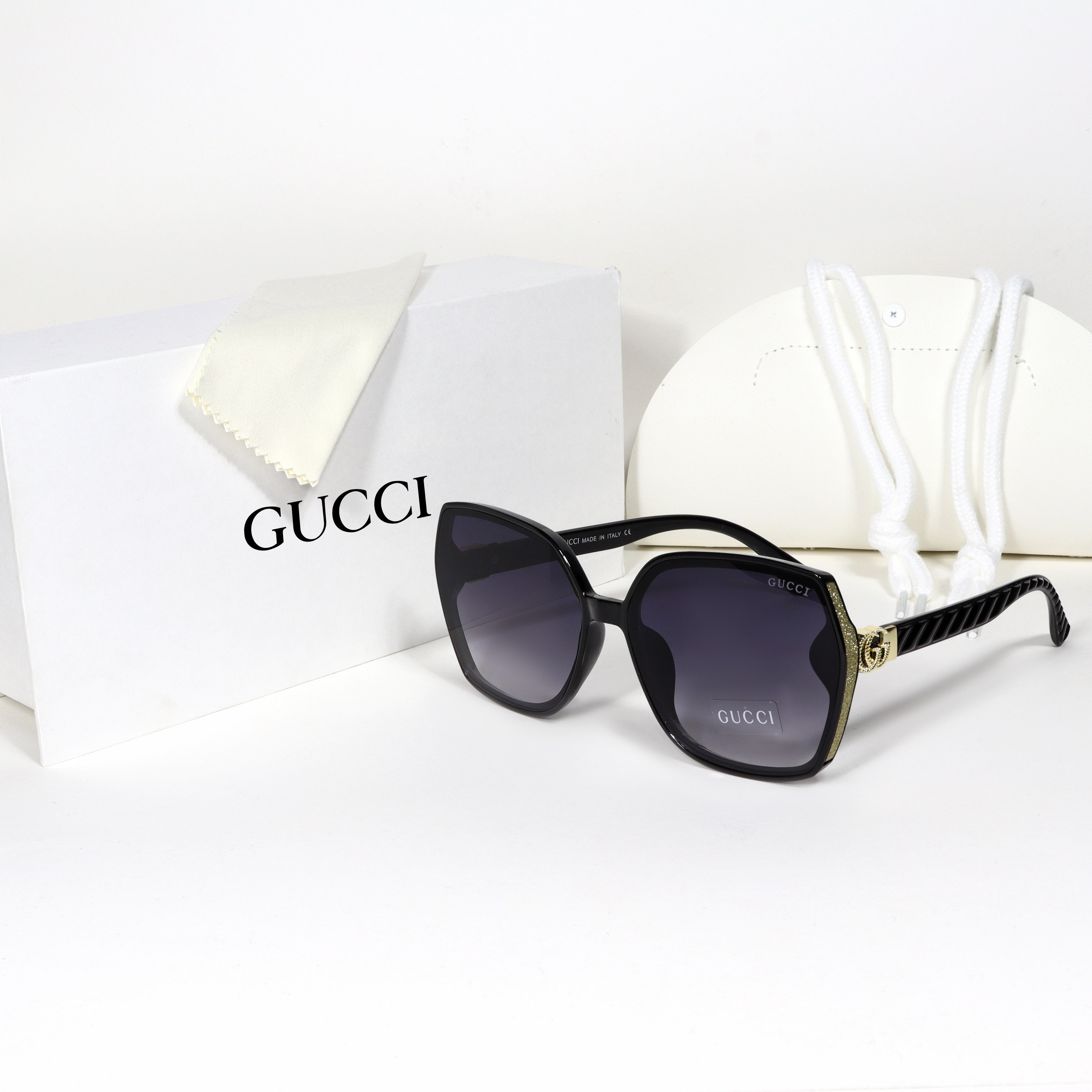 Gucci Sunglasses - SNG08