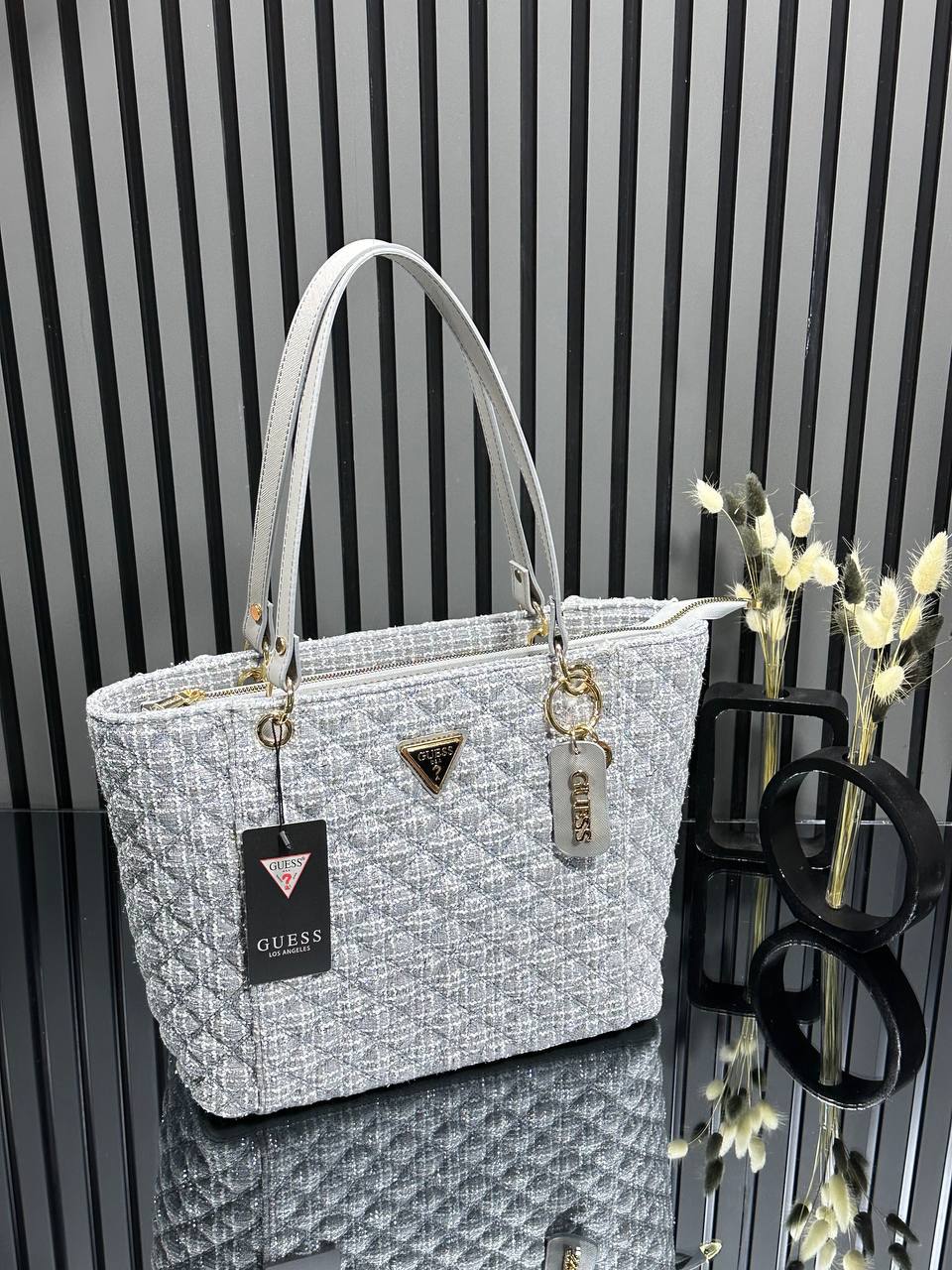 Guess Handbag - GSS16