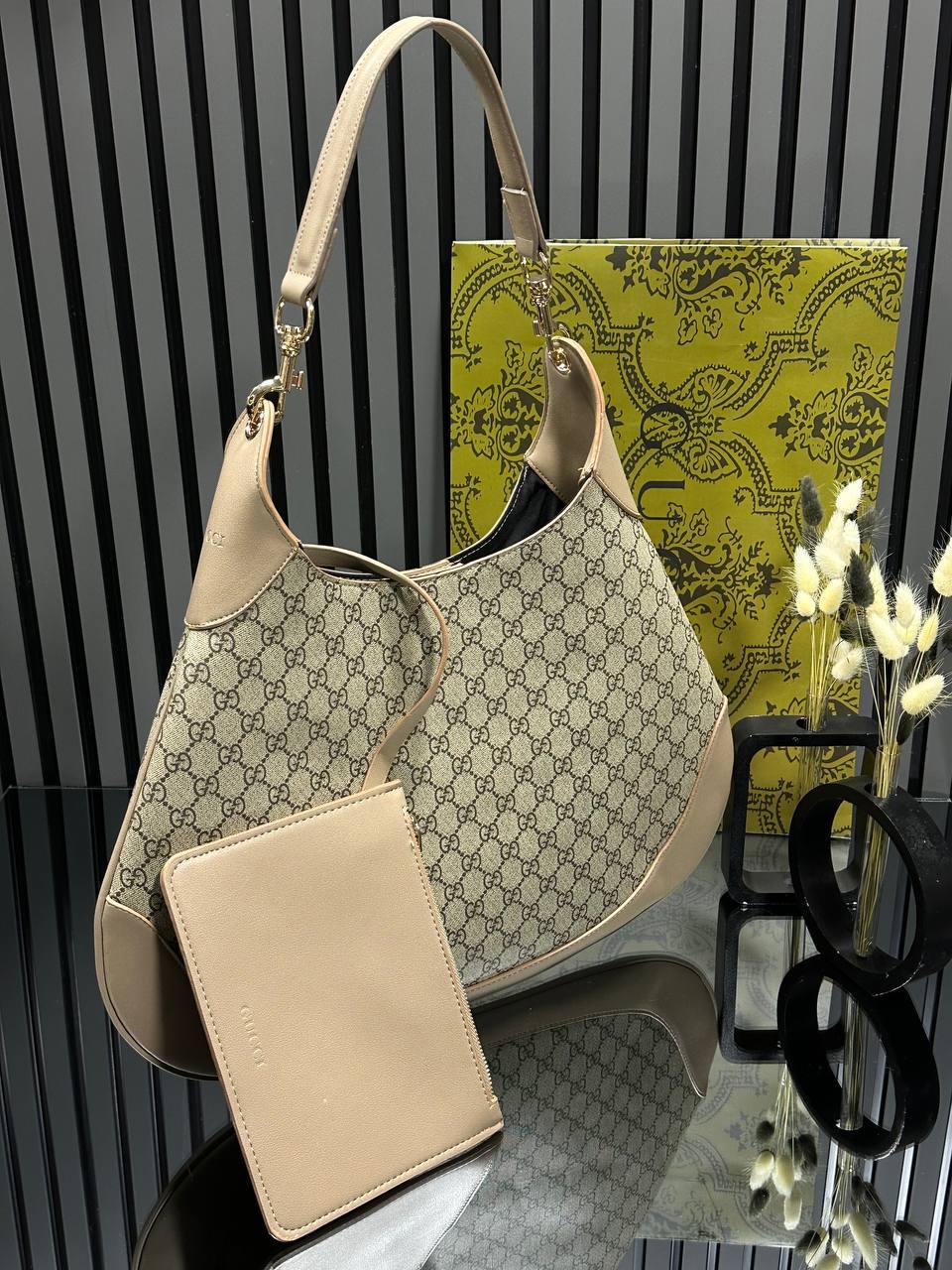 Gucci Handbag - GC12
