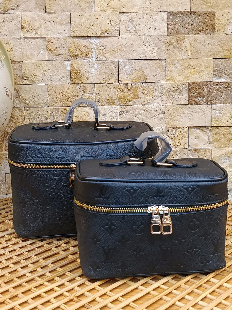 Louis Vuitton beauty case - LV46