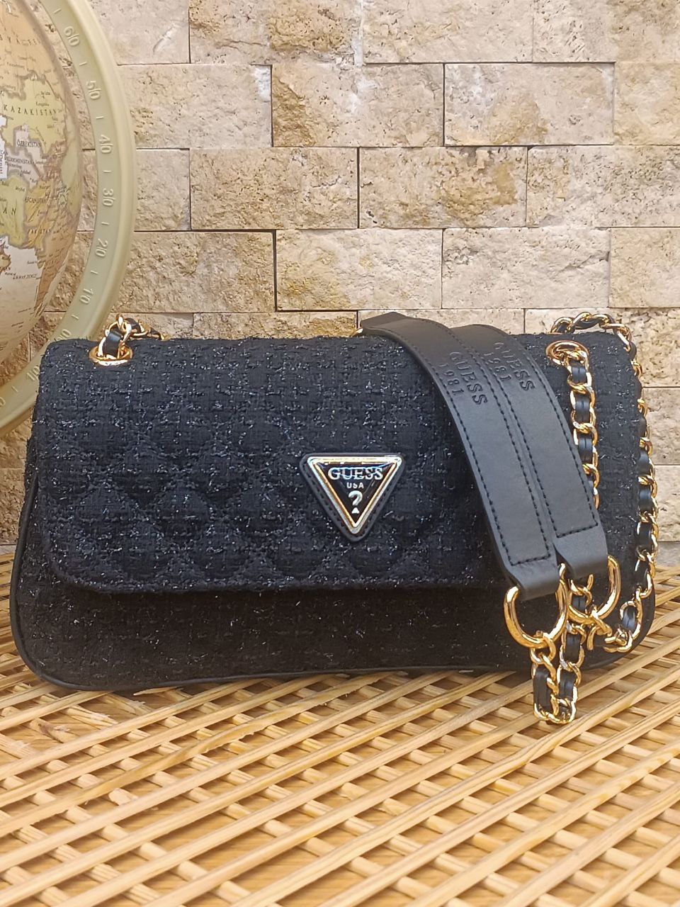 Guess Giully - GSS40