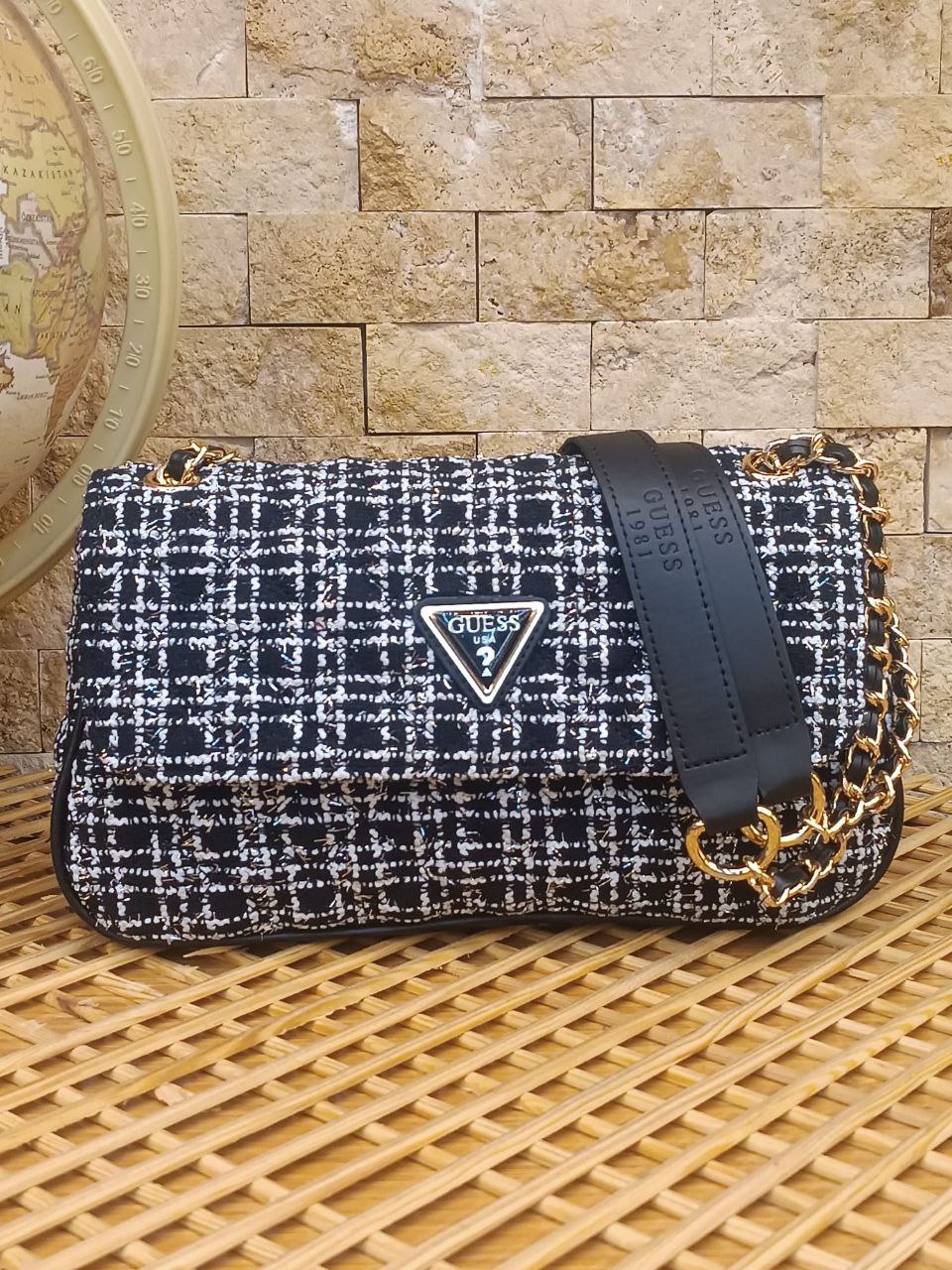 Guess Giully - GSS41