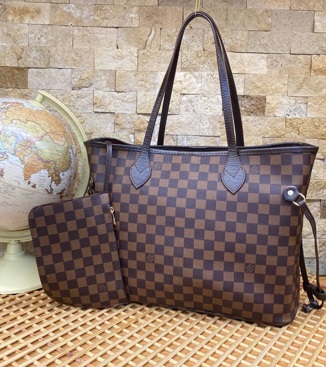 Louis Vuitton Neverfull - LV10