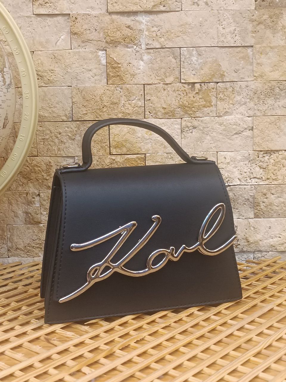 Karl Lagerfeld - KL01