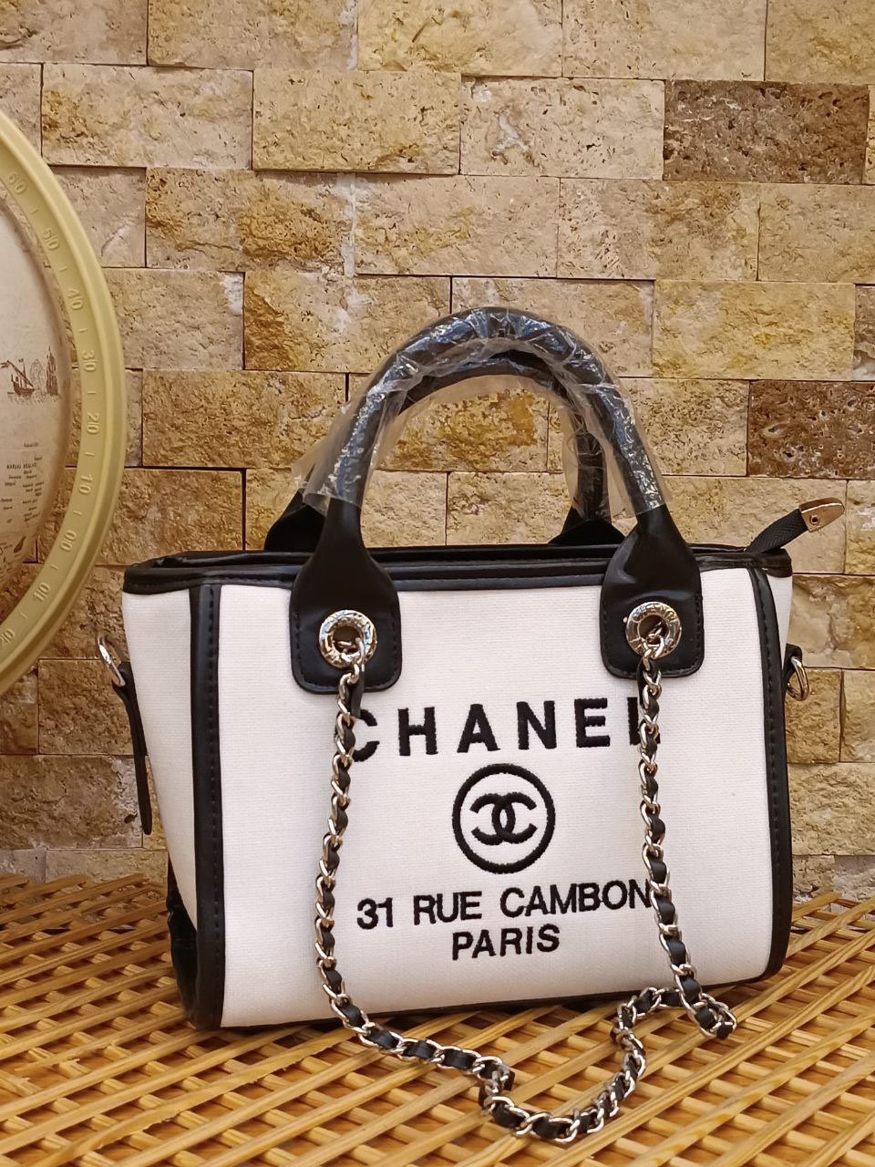 Chanel Handbag - CH01