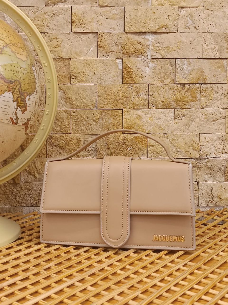 Jacquemus - JCQ03