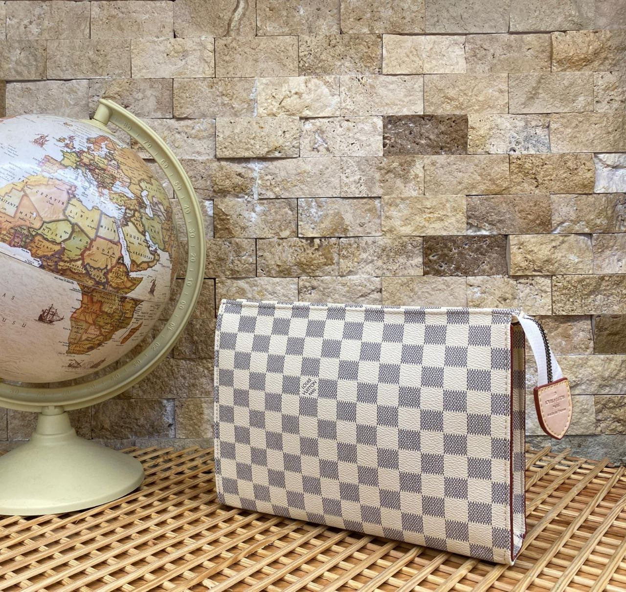 Louis Vuitton envel0pe - LV02