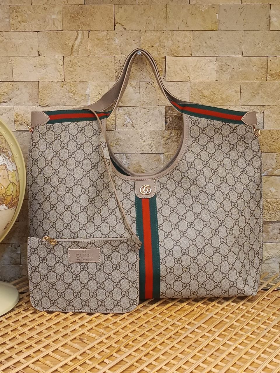 Gucci Handbag - GC16