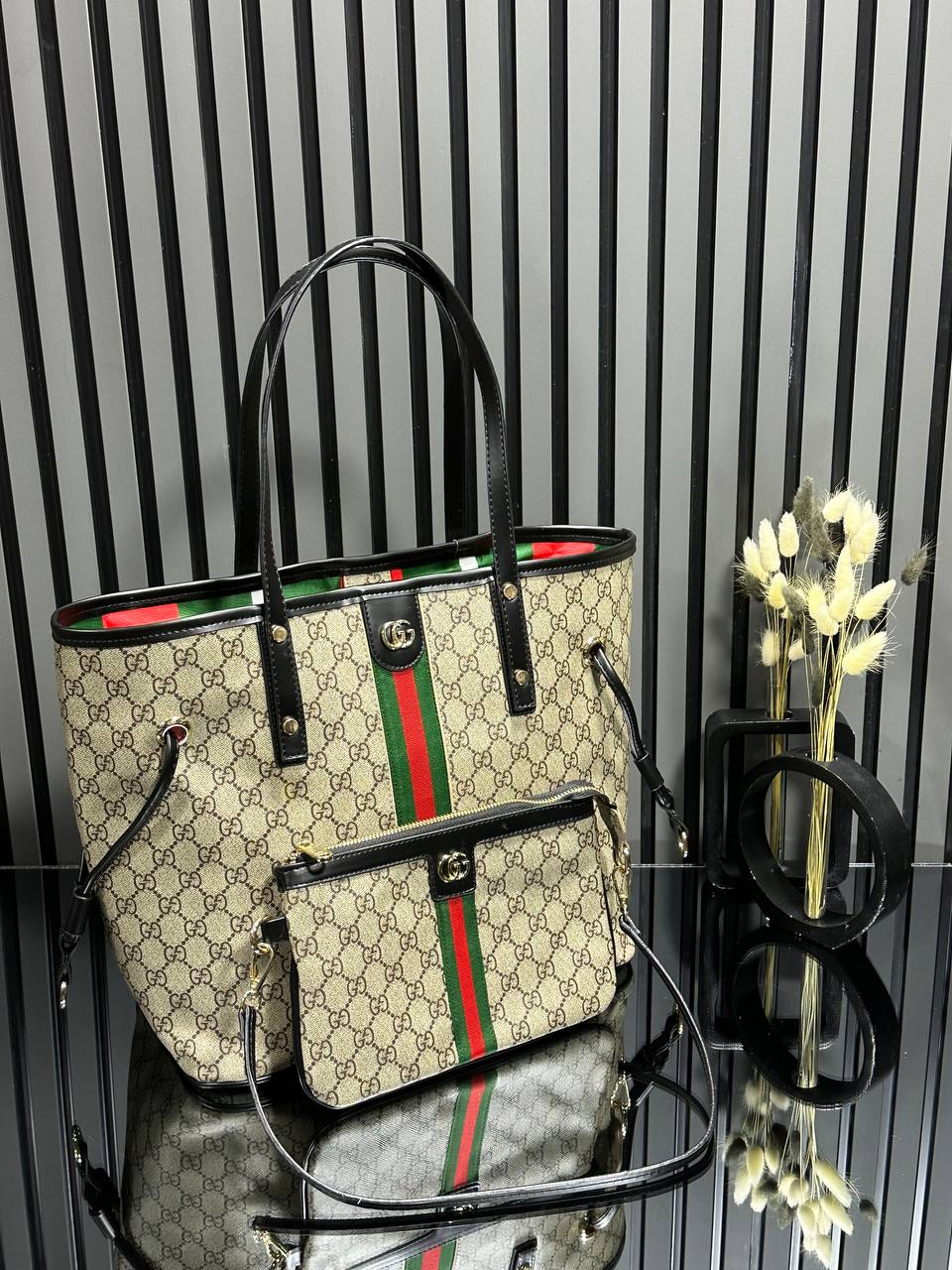 Gucci Handbag - GC18